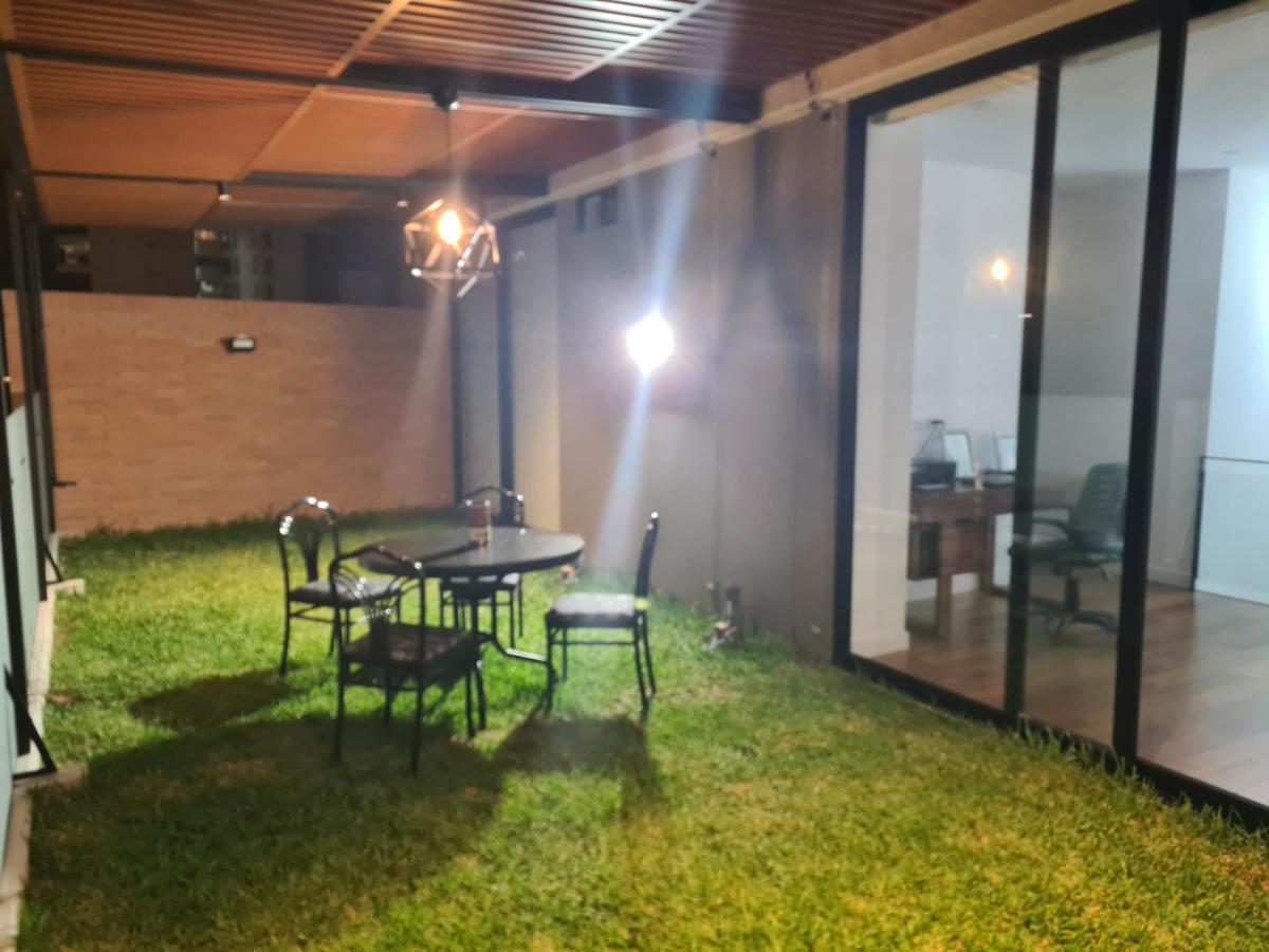 Habitación en casa particular Miraflores Separada Con Privacidad Dentro De Departamento Compartido *