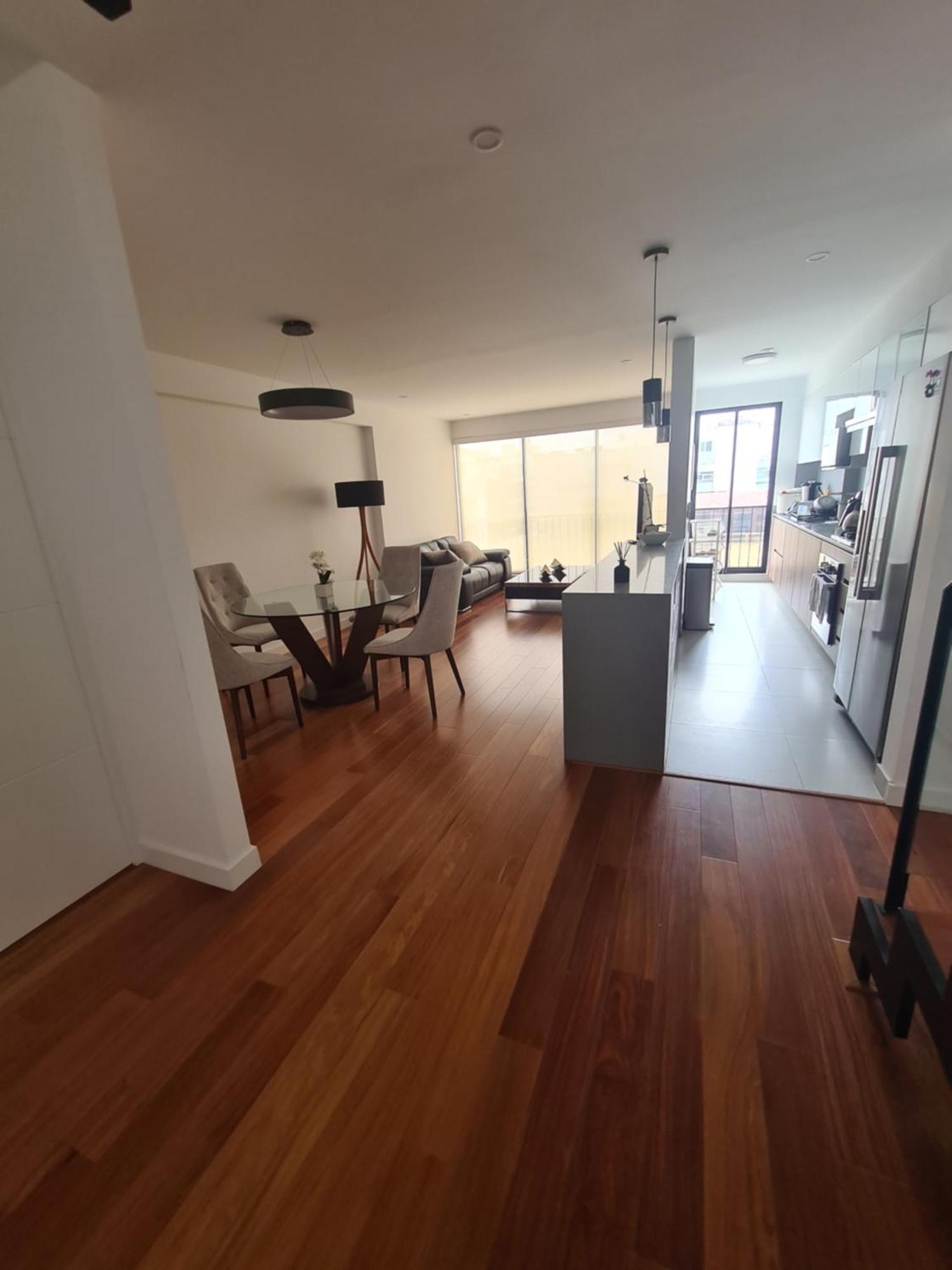 Habitación en casa particular Miraflores Separada Con Privacidad Dentro De Departamento Compartido Lima
